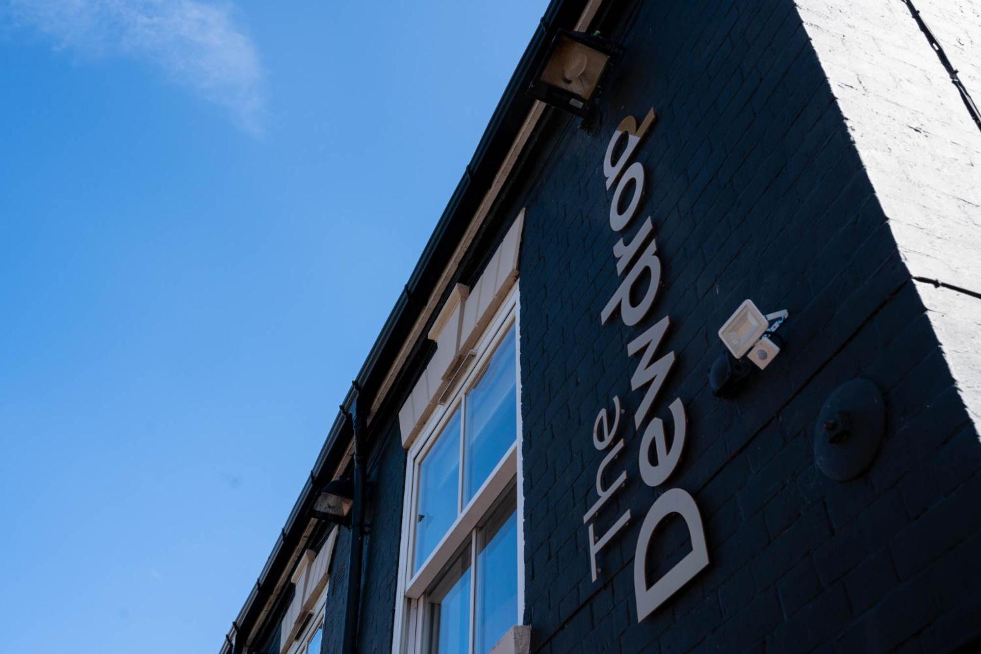 The Dewdrop Inn Bransford Exterior photo